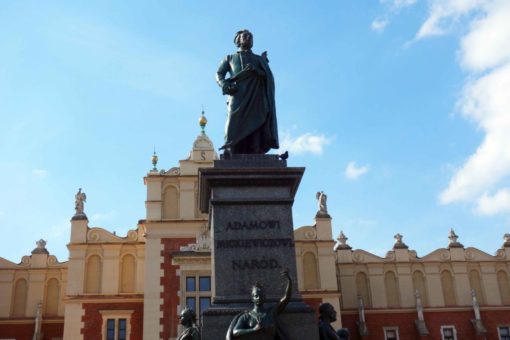 Statue Adam Mickiewicz Rynek Krakau