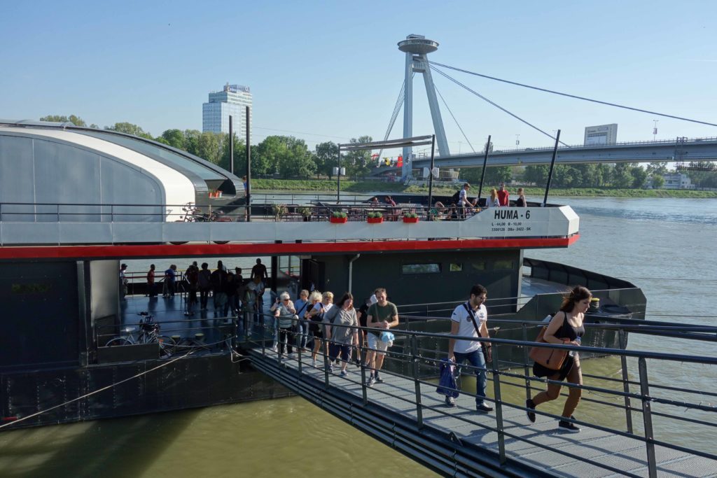 Gate Twin City Liner Bratislava