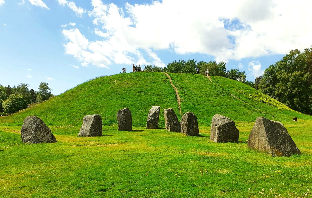Anundshög: geheimnisvolle Hügelgräber der Wikinger