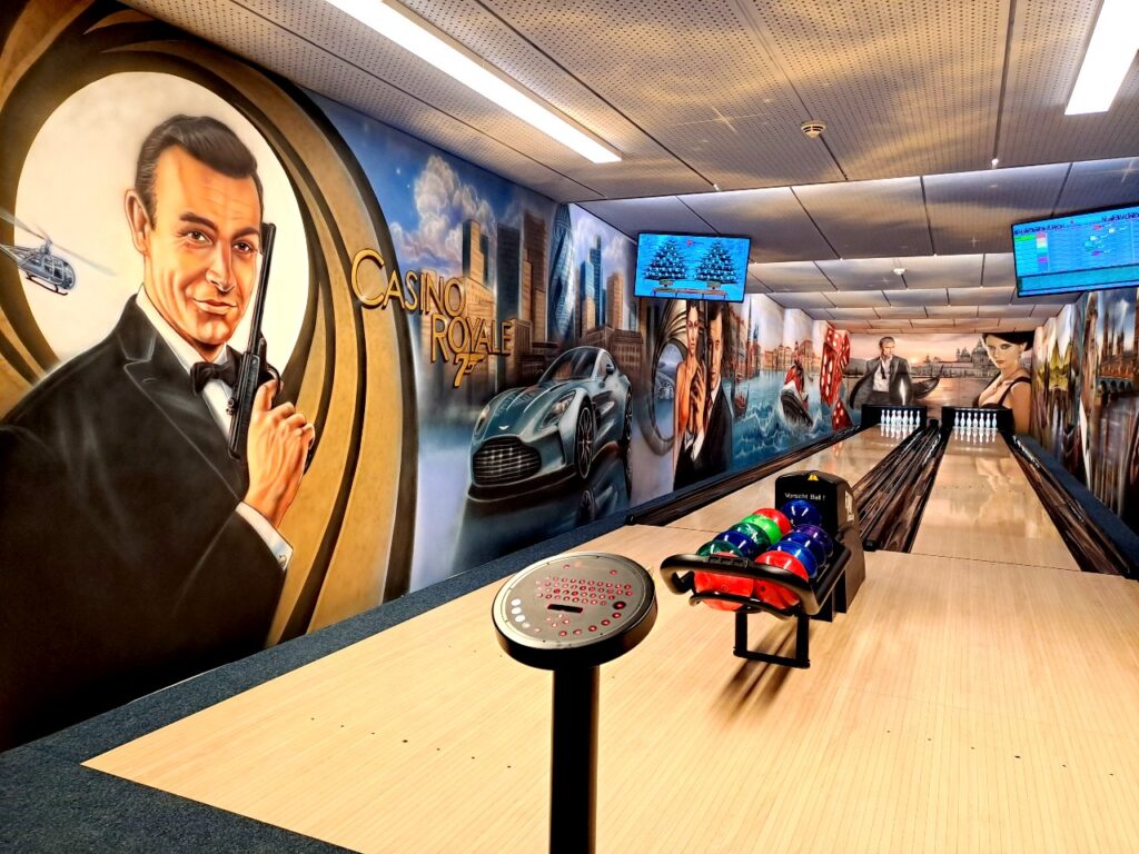 Bowling im Hotel Lamm