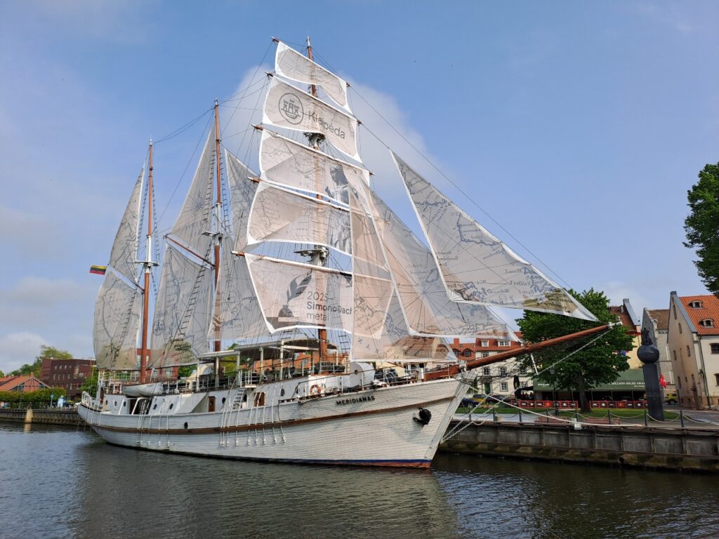Segelschiff Meridianis in Klaipeda