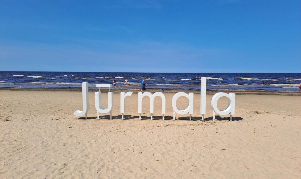 Strand von Jurmala
