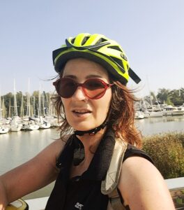 Radfahren auf dem Küstenweg von Espoo nach Helsinki