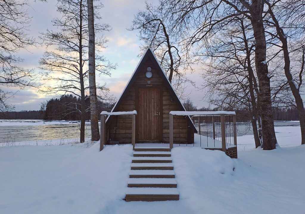 Hütte auf dem Erämys Keisarin Kosket