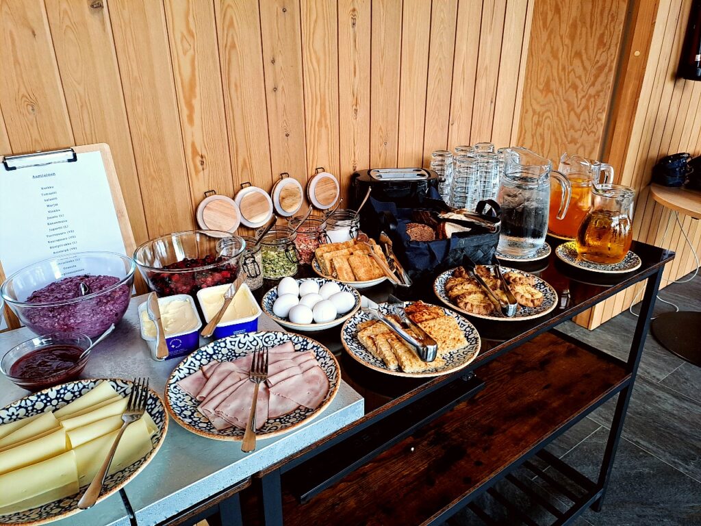 Frühstück im Pistohiekka Resort auf der Saimaa Radreise