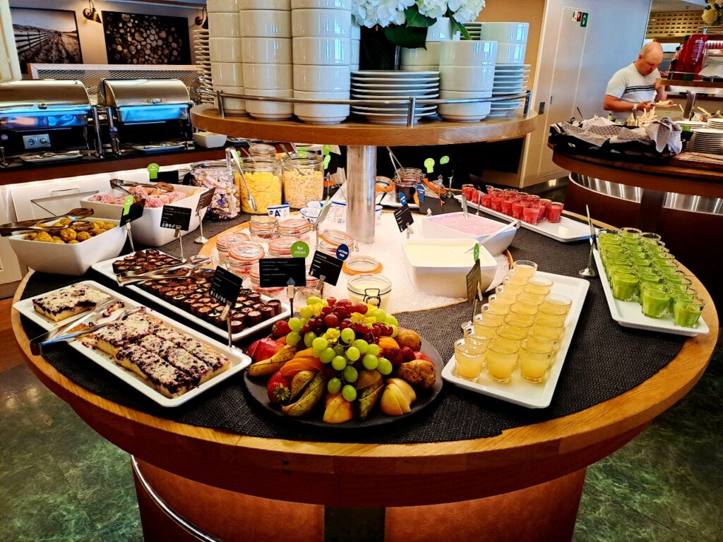 Stilvolles Buffet bei Tallink Silja Line