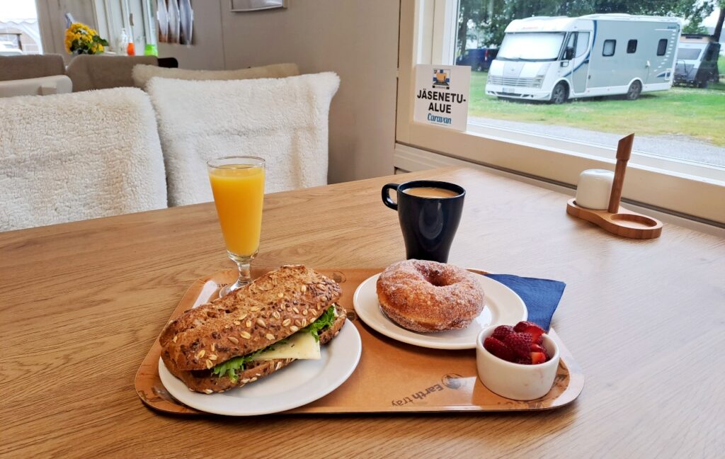 Frühstück bei Santtioranta